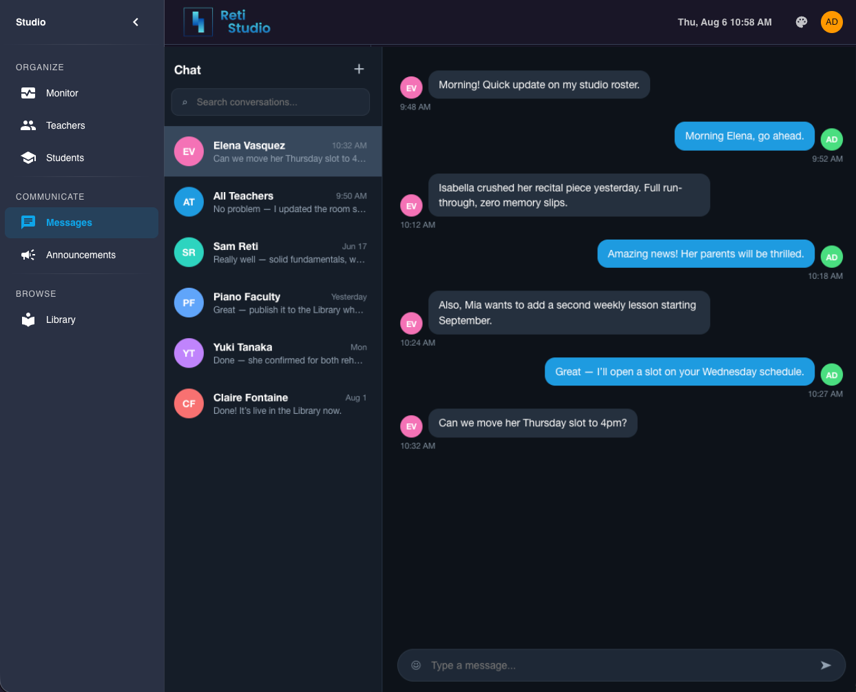 Studio chat and messaging in Muzie